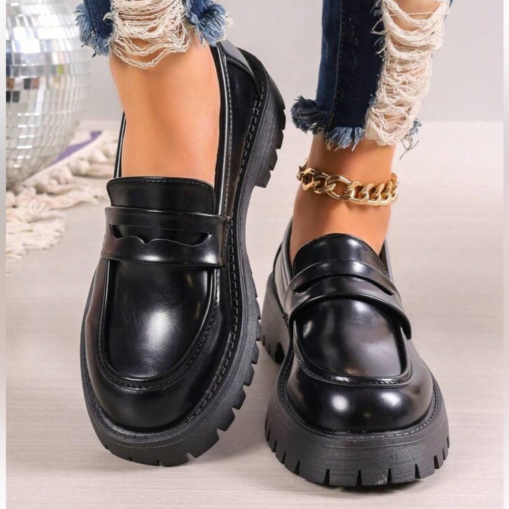 Chunky Black Faux Leather Loafers- 8 - Picture 7 of 8